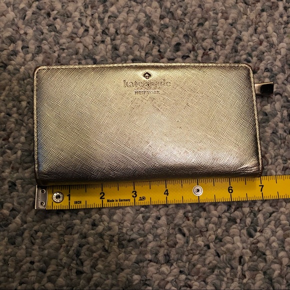 Kate Spade Darcy Slim Bifold Wallet 12 Card Slots Gold Black Polka Dot - Picture 13 of 14